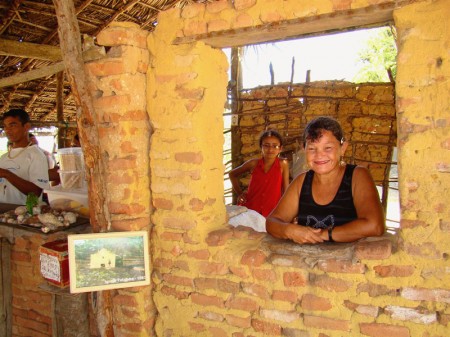 Dna Delmira conta histórias da Velha Tatajuba