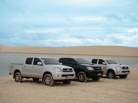 A frota da JC Turismo reunida nas dunas de Jericoacoara