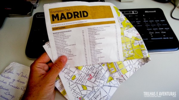 O Mapa de Madrid dobrado fica super pequeno e não amassa. Perfeito para viagens!