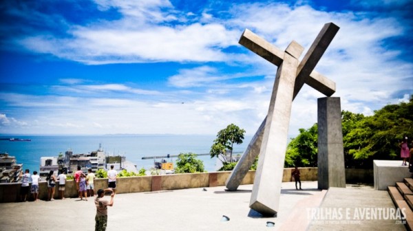 Monumento da Cruz Caída - Salvador BA