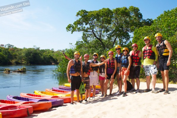 Adventure Bloggers prontos para descer o Rio Novo de caiaque