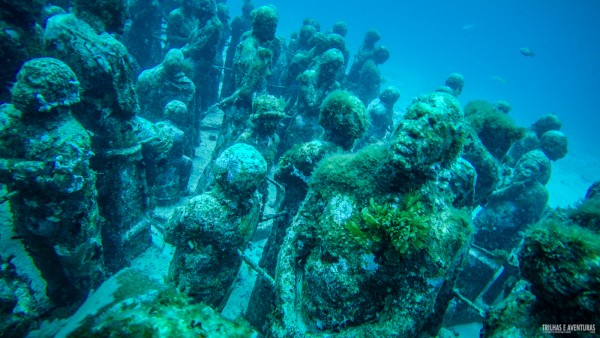 Estátuas submersas no MUSA Isla Mujeres