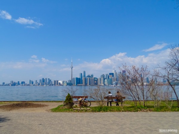Vista da Skyline durante o Bike Tour em Toronto Islands