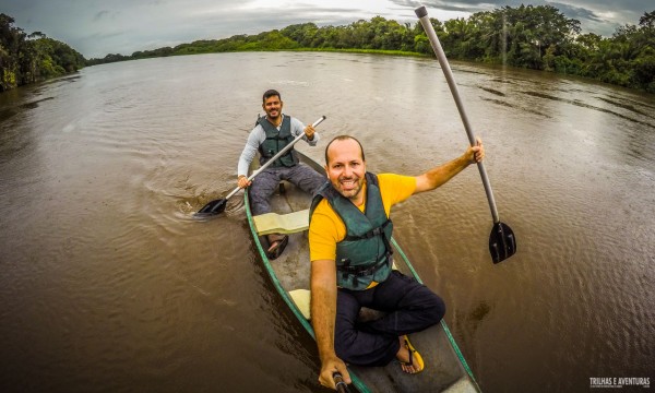 Passeio de caiaque no Pantanal