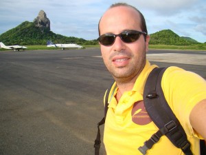 No aeroporto de Noronha