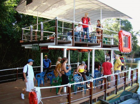 Passeio de Chalana na Fazenda San Francisco, Miranda - MS