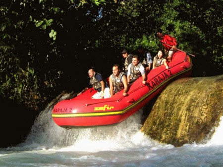 Uma dose de adrenalina no Bote Karajá, Bonito - MS