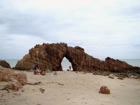 A Pedra Furada é o cartão postal de Jericoacoara