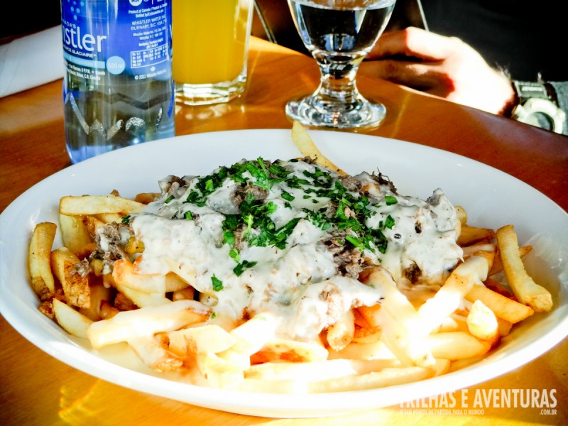Uma montanha de comida! Altitudes Bistro - Grouse Mountain
