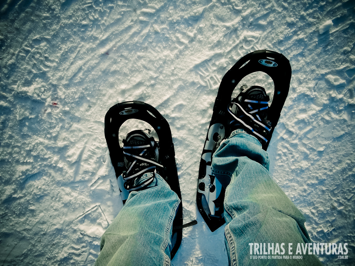 Praticando Snow Shoeing em Grouse Mountain