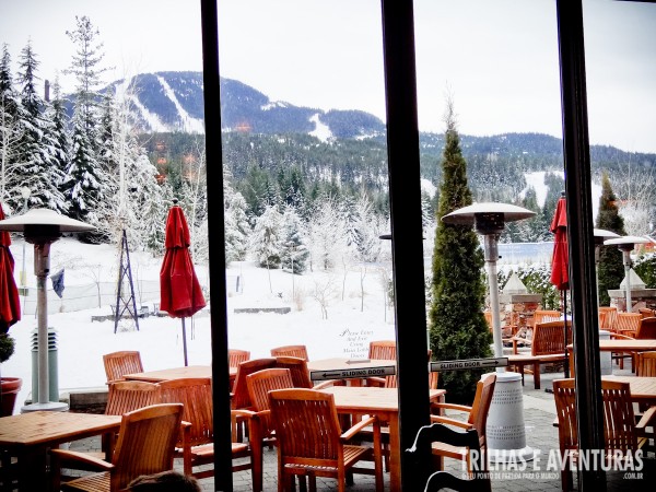 Almoço com vista para as Montanhas de Whistler de brinde