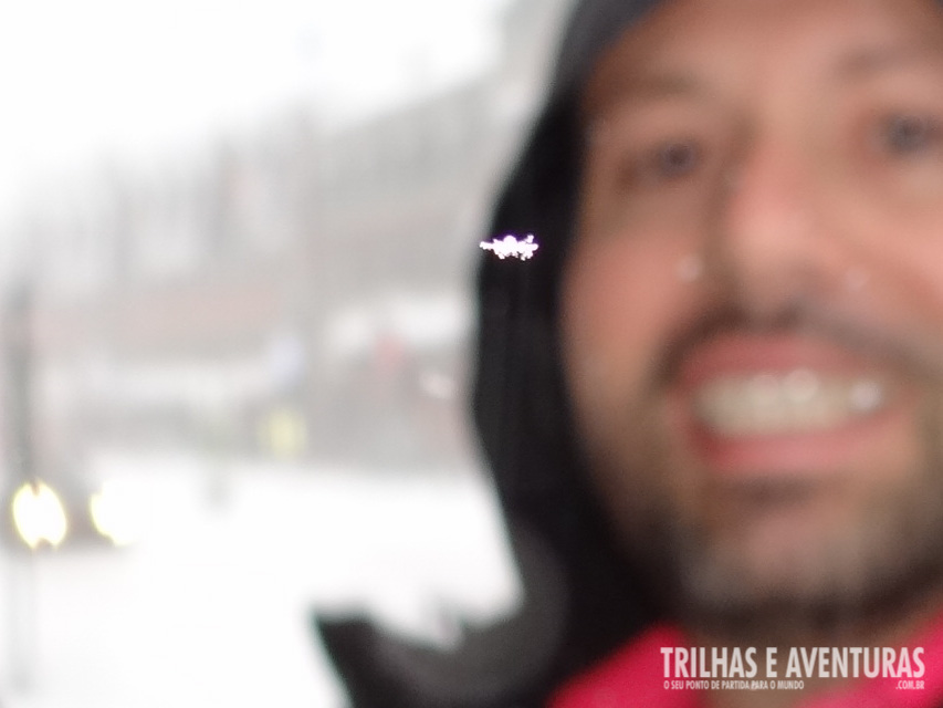 Consegui fazer essa foto do floco de neve durante a tempestade!