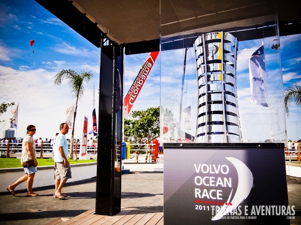 O tão desejado troféu da regata ao mundo da Volvo Ocean Race