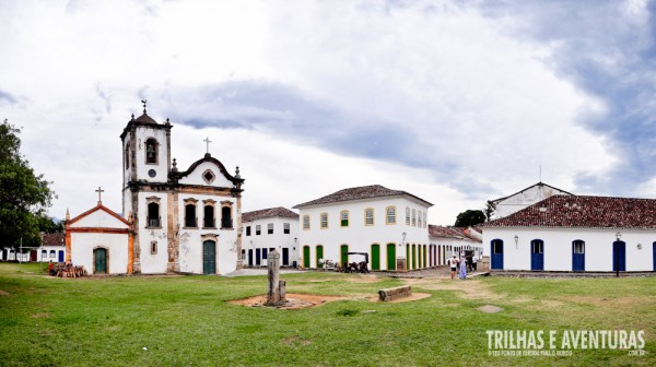 Igrejas e pelourinhos nos fazem voltar no tempo