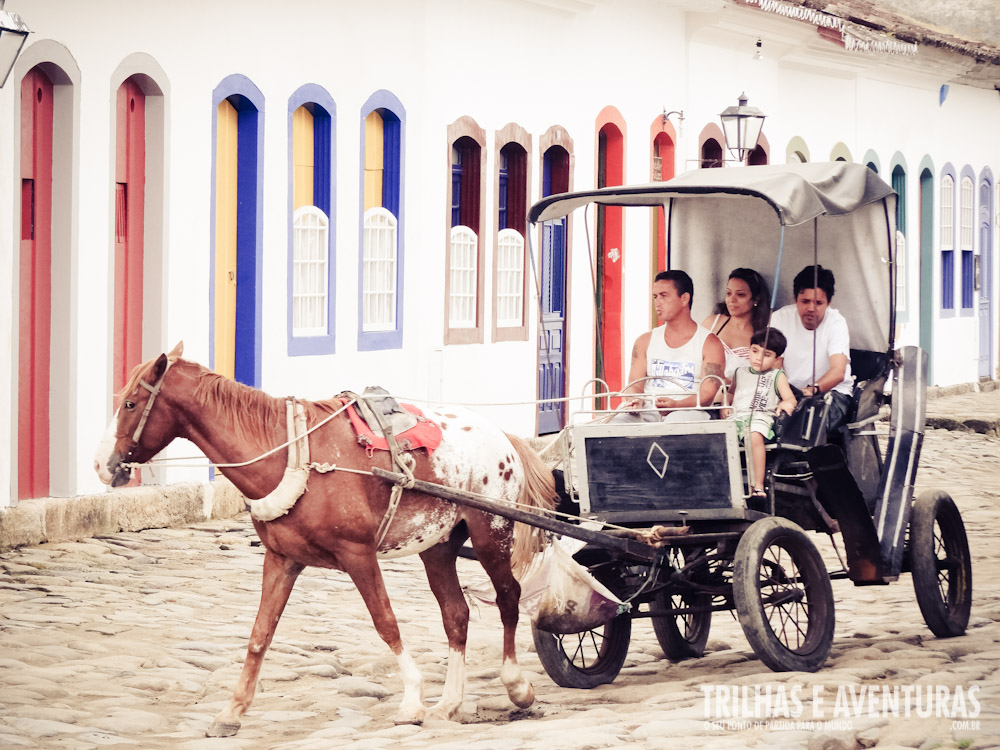 Passeio de charrete em Paraty