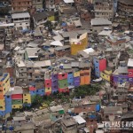 Favela da Rocinha visto do Morro Dois Irmãos no Vidigal