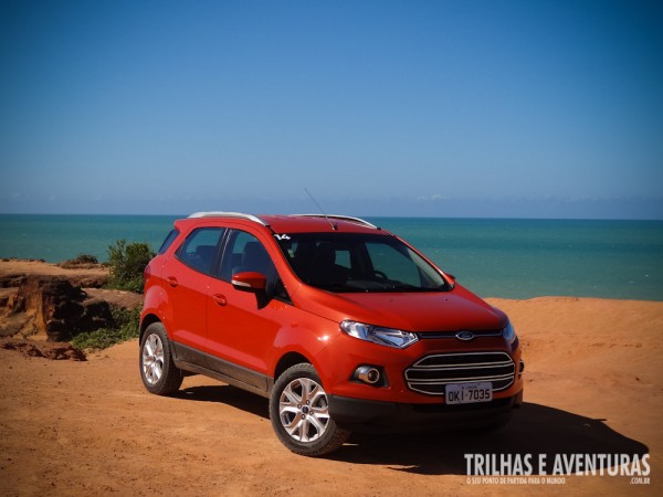 Novo Ford EcoSport na cor vermelha