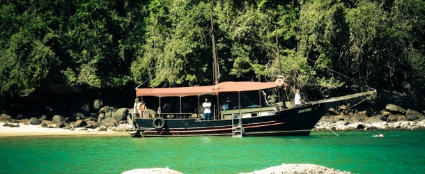 O passeio de escuna na Ilha Guaíba é simplesmente incrível!