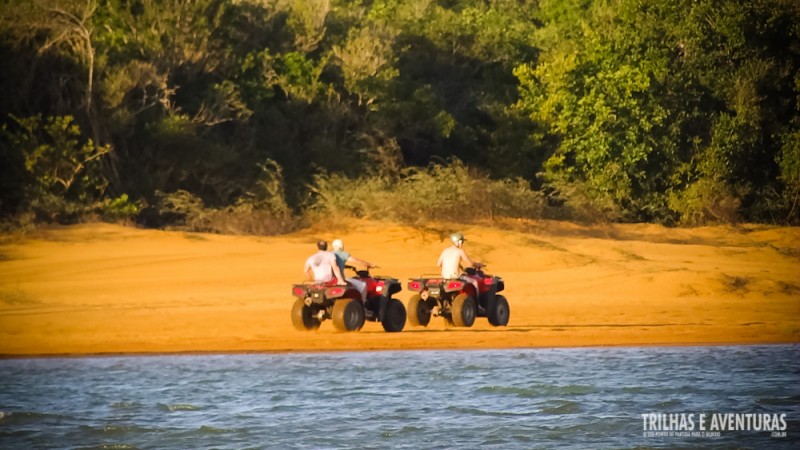 Passeando na beira da Lagoa Amarela