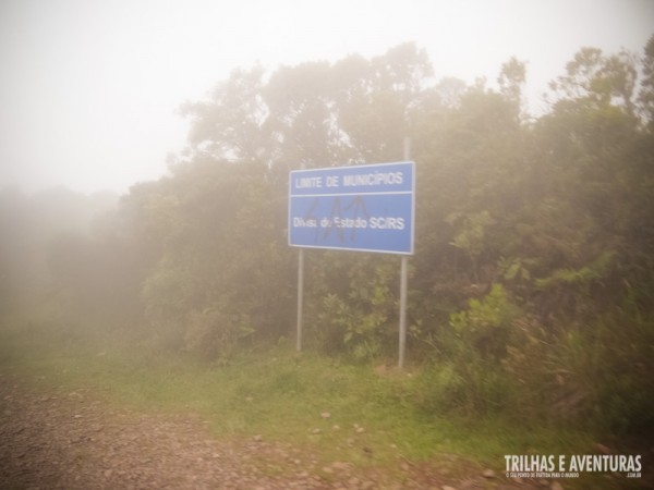 Na Estrada do Faxinal encontra-se os limites dos estados de Santa Catarina e Rio Grande do Sul