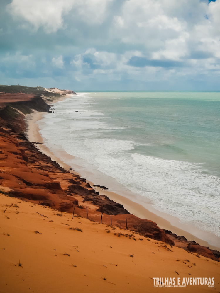 Praticamente deserta, é na Praia das Minas que as tartarugas desovam