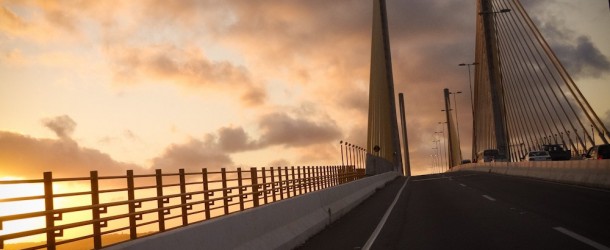 Fim de tarde na Ponte Newton Navarro