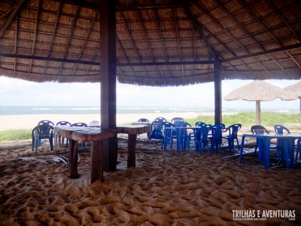 Espaços amplos e ventilados de frente a praia