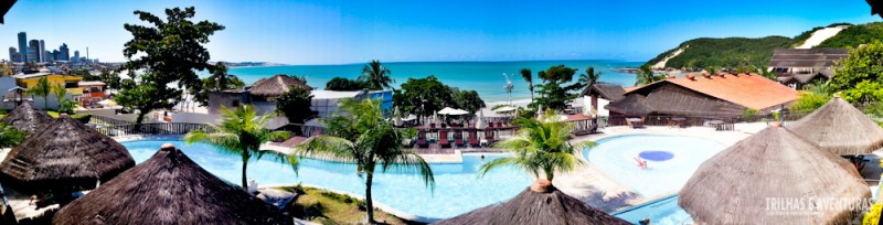 Panorâmica do D Beach Resort, em Natal, com o Morro do Careca ao fundo