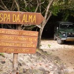 Placa de boas vindas da Pousada Ecovila Spa da Alma, em Pipa