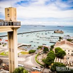 A vista da Sorveteria Cubana do Elevador Lacerda é essa, um verdadeiro cartão postal