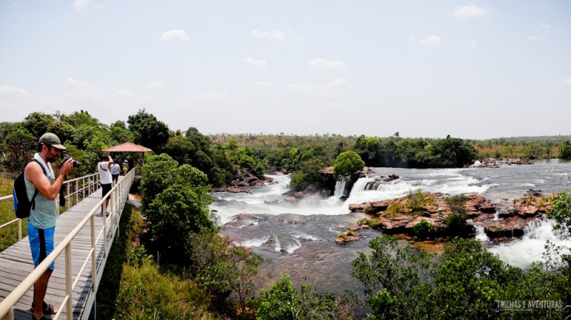 A Cachoeira da Velha me lembrou muito as Cataratas do Iguaçu. Só que muito menor!