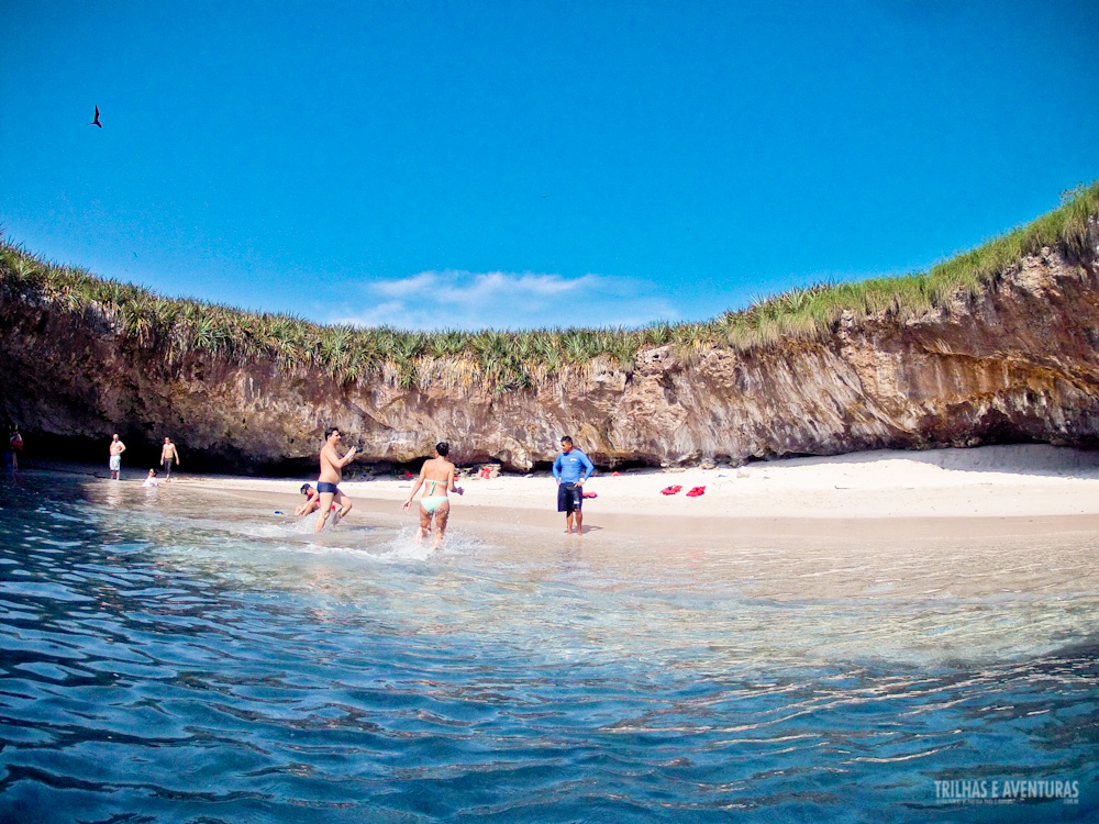 A Praia Escondida é bem pequena mas impressionante!!!