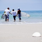 Surfistas na Playa La Lancha