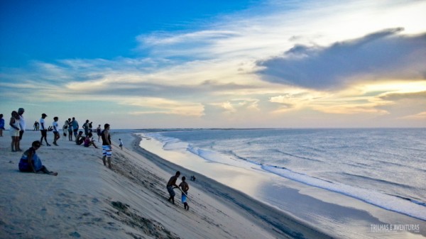 Assistindo ao espetáculo da Duna Pôr-do-Sol em Jericoacoara