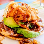 Meu favorito: Tostadas de Atum com cebolas fritas