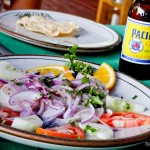 Ceviche de camarão e uma cerveja Pacífico pra acompanhar