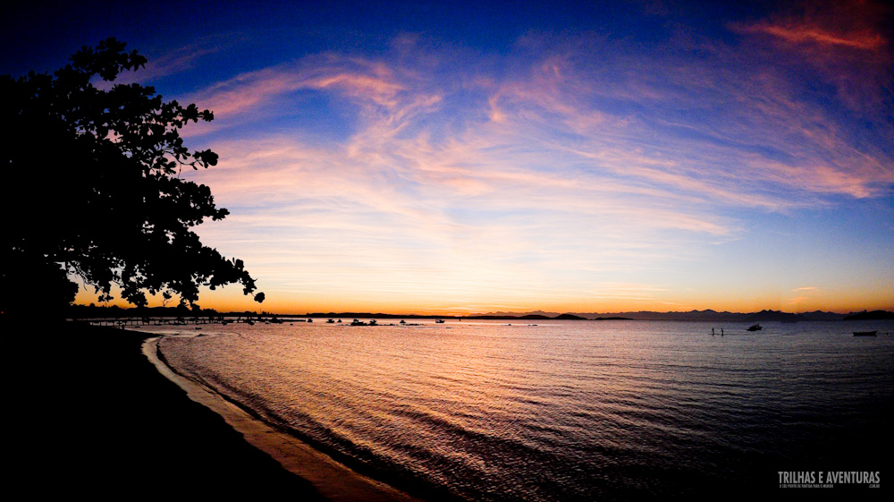 Pôr-do-sol no Porto da Barra, o novo Polo Gastronômico de Búzios