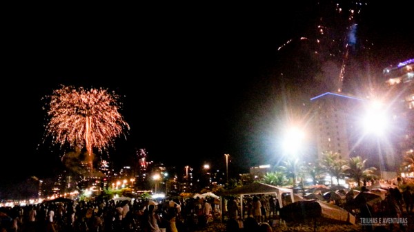 Fogos na Barra da Tijuca durante o Ano Novo