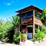 Fachada e recepção da Pousada Tãnara