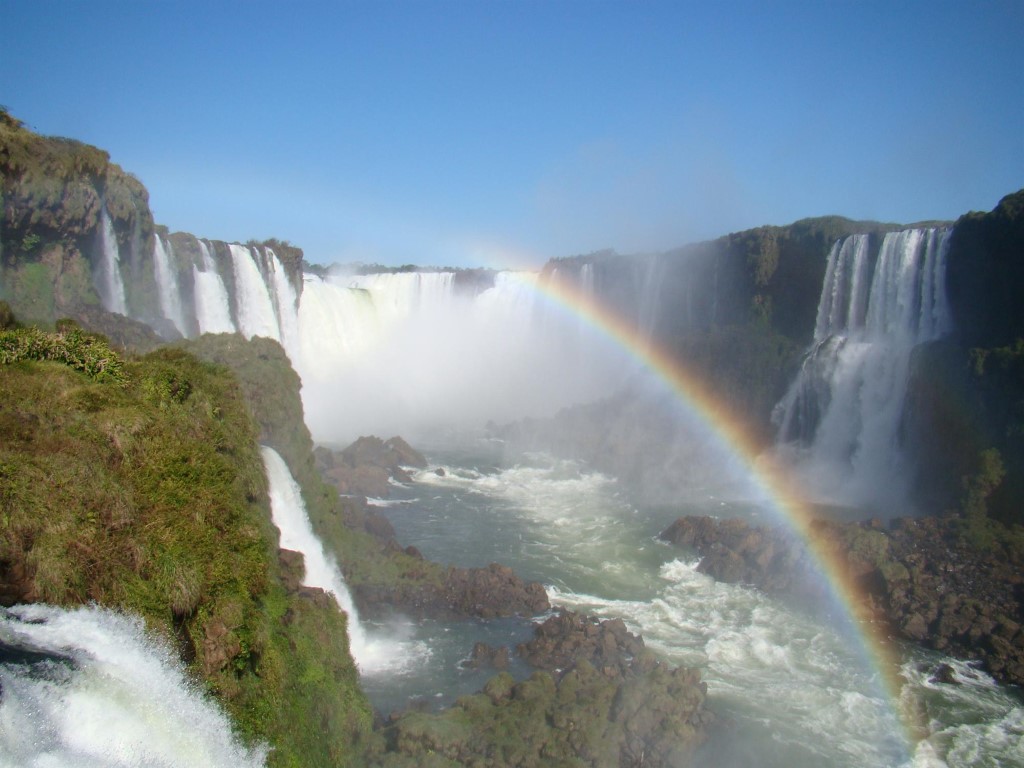 Arco-iris nas Cataratas do Iguaçu - Foz do Iguaçu