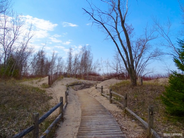 Entrada para Hanlan's Point, a praia de nudismo em Toronto Islands