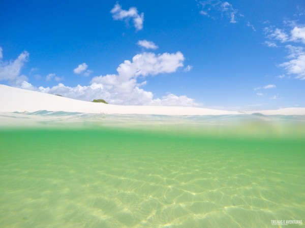 Água verdinha e céu azulzinho ao mesmo tempo nos Lençóis Maranhenses