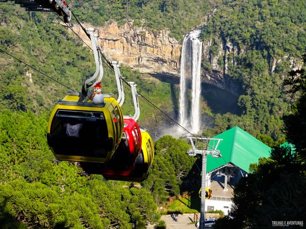 Bondinhos Aéreos e Cascata do Caracol em Canela