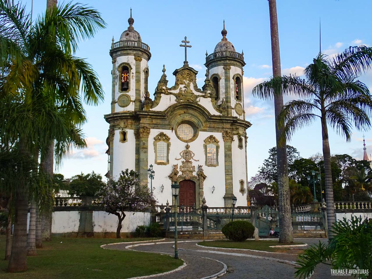 Igreja de São Francisco de Assis em SJDR Viagens Possíveis Igreja de São Francisco de Assis em SJDR Viagens Possíveis