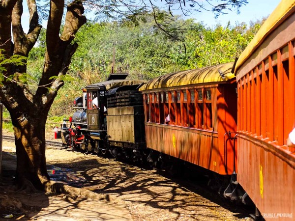 Passeio de trem de São João del Rei até Tiradentes