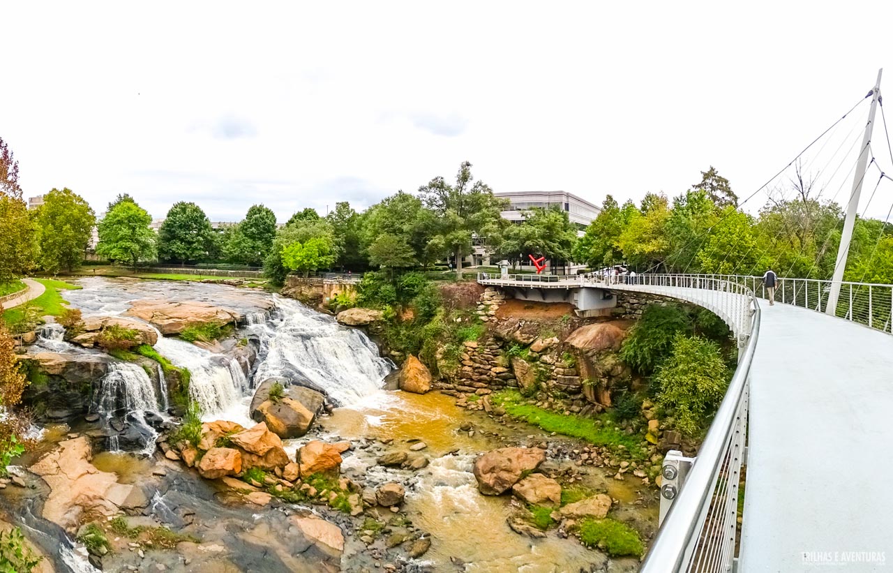 Falls Park on the Reedy em Greenville