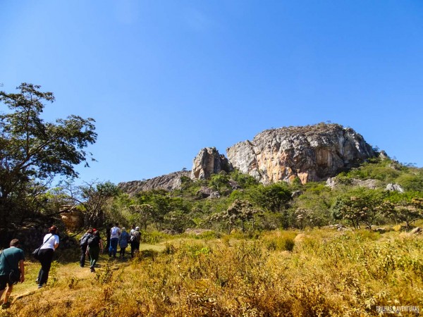 Trilha de subida para a Serra do Lenheiros