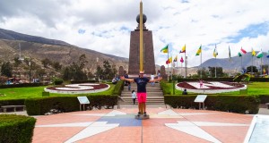 Monumento da Metade do Mundo em Quito, no Equador