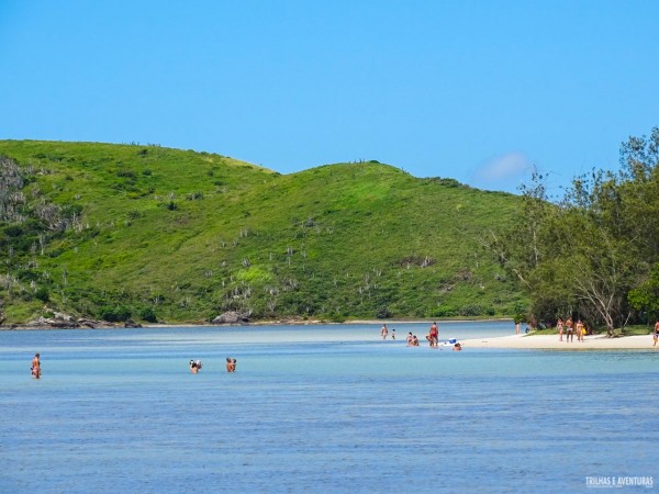 É mais fácil atravessar para a Ilha do Japonês na maré baixa