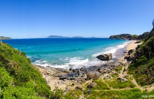 Praia Brava: para surfistas e nudistas